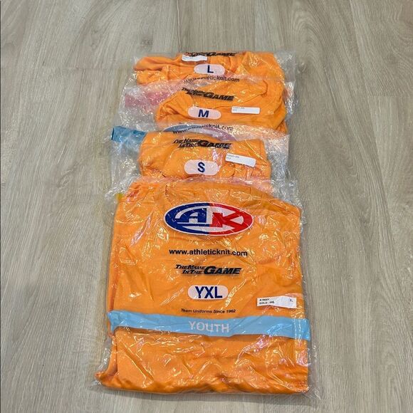 NEW Dri-fit Men's and Kids Gold Short Sleeve Tees - Picture 3 of 3